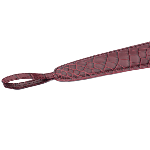 Large burgundy "design collection" shoehorn UTILE 4