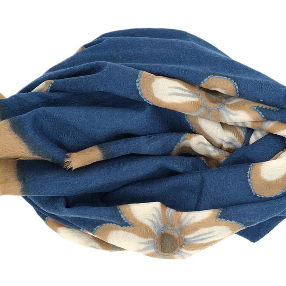 Embroidered "mumbai" scarf with blue background colour / ROSI